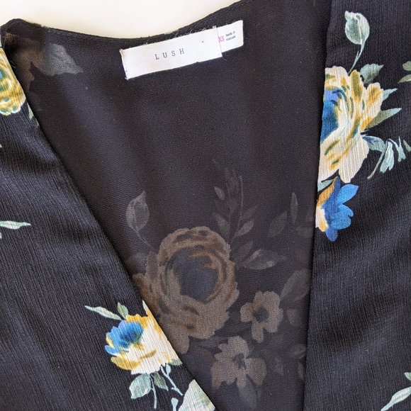 LUSH Floral Wrap Dress, XS - Picture 6 of 6